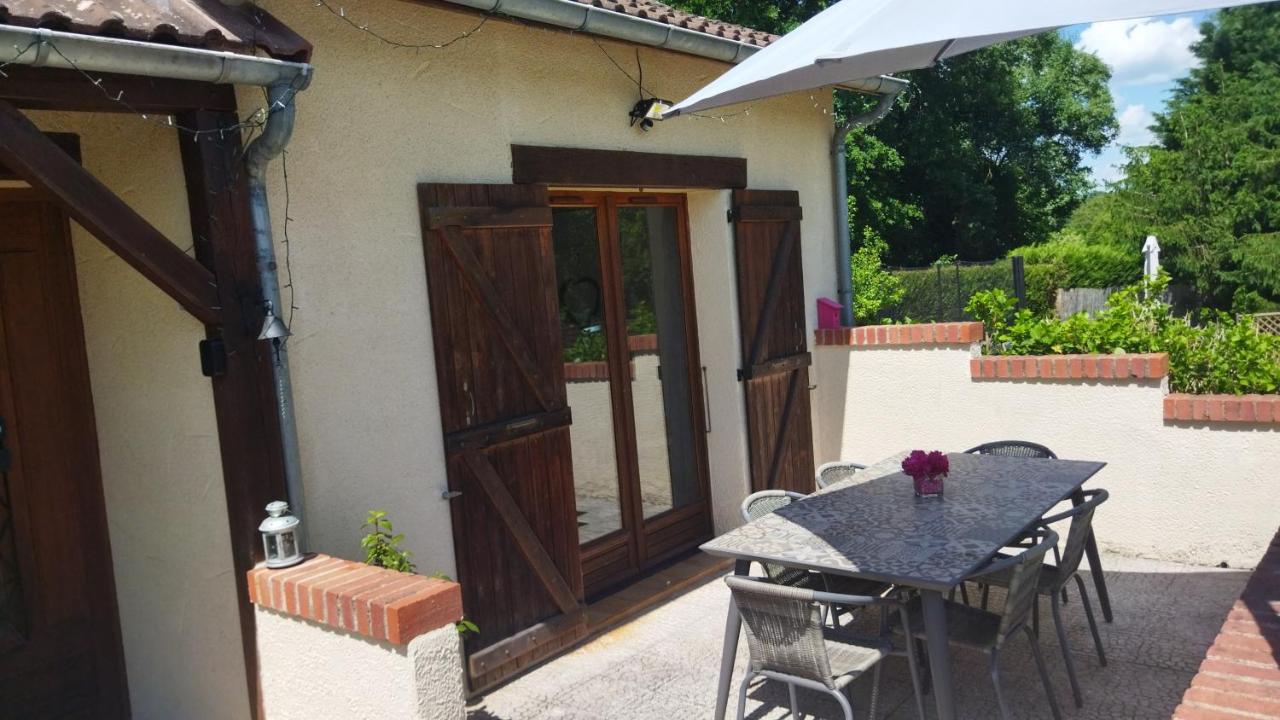 Le Cottage De Mae Seigy Екстер'єр фото