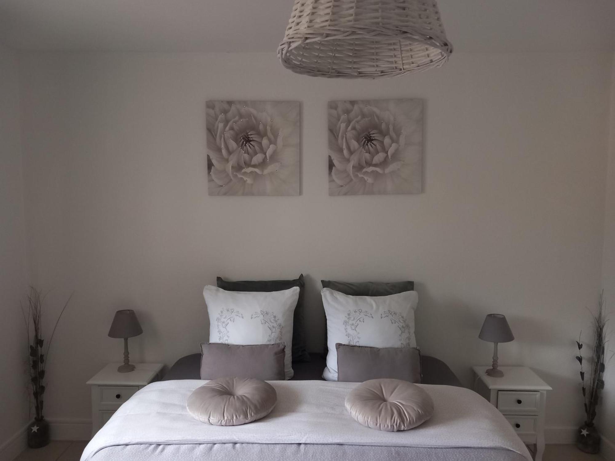 Le Cottage De Mae Seigy Екстер'єр фото